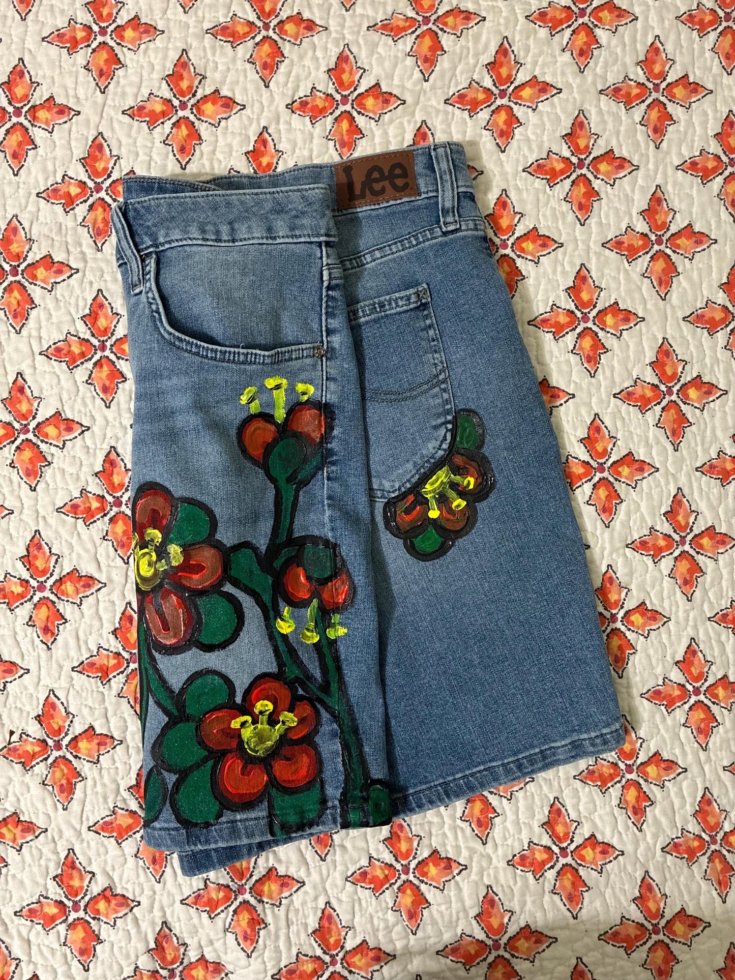 Lee brand Women’s painted shorts