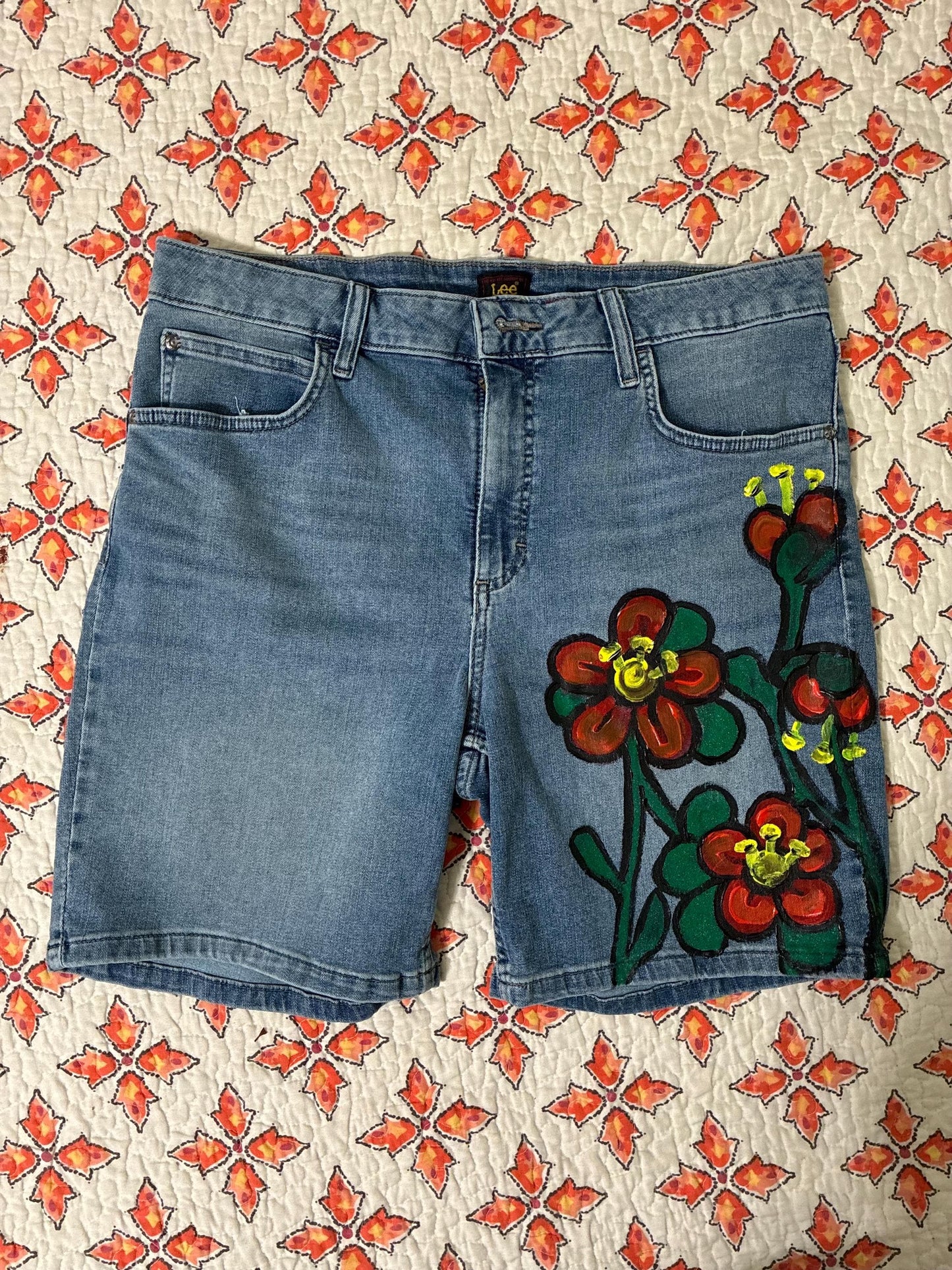 Lee brand Women’s painted shorts
