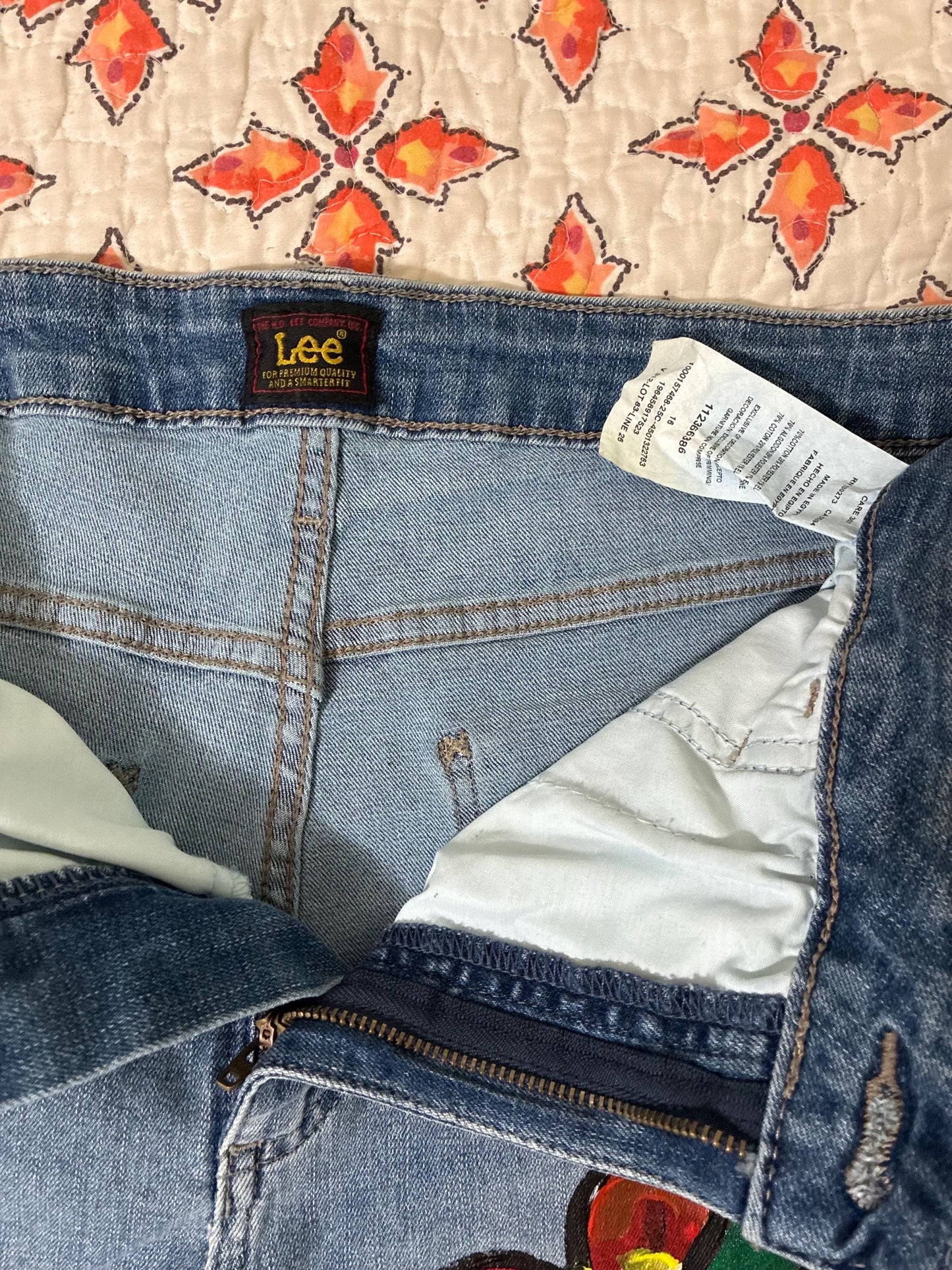 Lee brand Women’s painted shorts