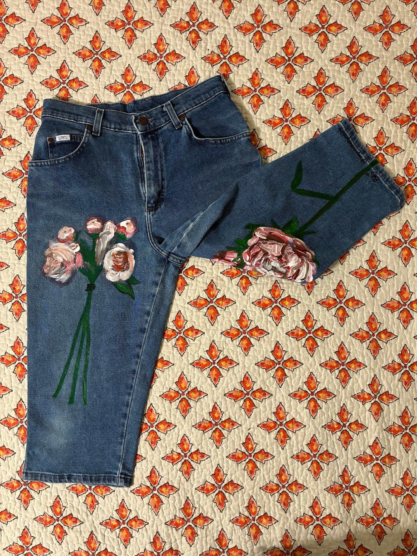 hand painted peony 90s Lee Women’s capri jeans